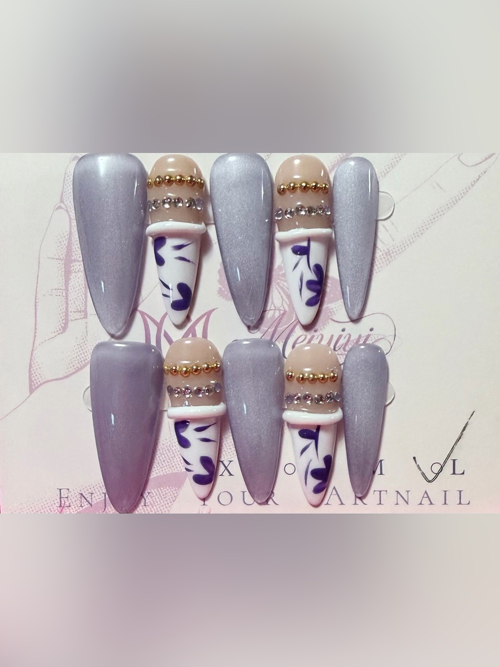 Press-On Stiletto Nails Set with Lavender, Nude & White Floral Accent